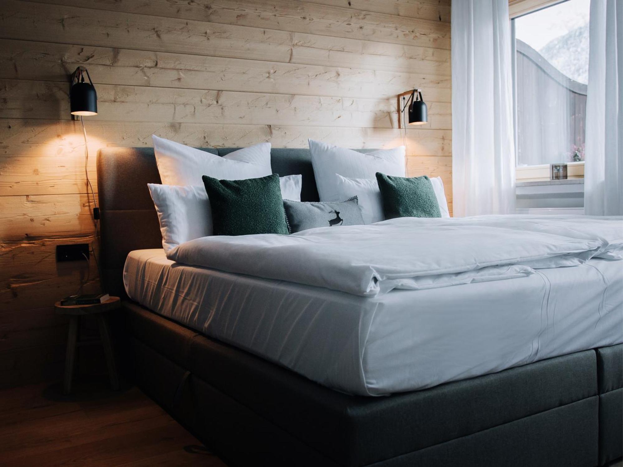 Die Karwendelsuite - 5 Sterne Fewo Mit Bestem Bergblick, Zentrumsnah & Ruhig Gelegen, Familienfreundlich Mittenwald Eksteriør billede