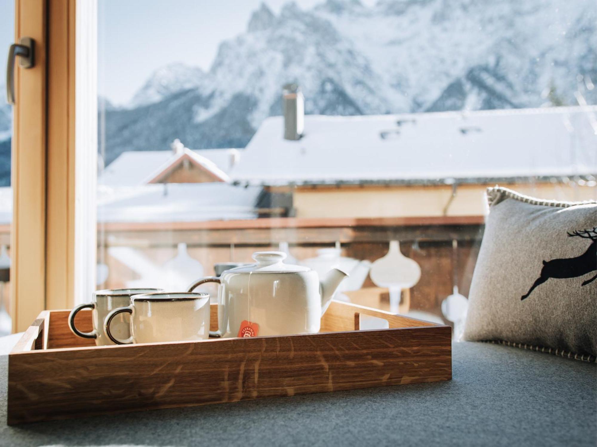 Die Karwendelsuite - 5 Sterne Fewo Mit Bestem Bergblick, Zentrumsnah & Ruhig Gelegen, Familienfreundlich Mittenwald Eksteriør billede