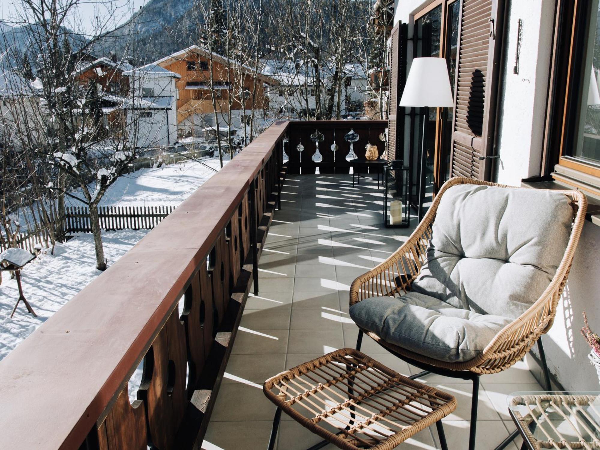 Die Karwendelsuite - 5 Sterne Fewo Mit Bestem Bergblick, Zentrumsnah & Ruhig Gelegen, Familienfreundlich Mittenwald Eksteriør billede